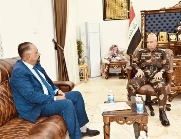 الصالحي يلتقي قائد شرطة ذي قار