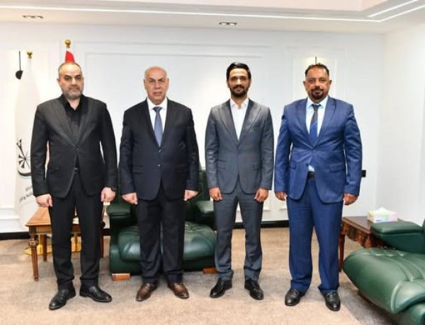 مركز المعارف يلتقي وزير الثقافة والاعلام